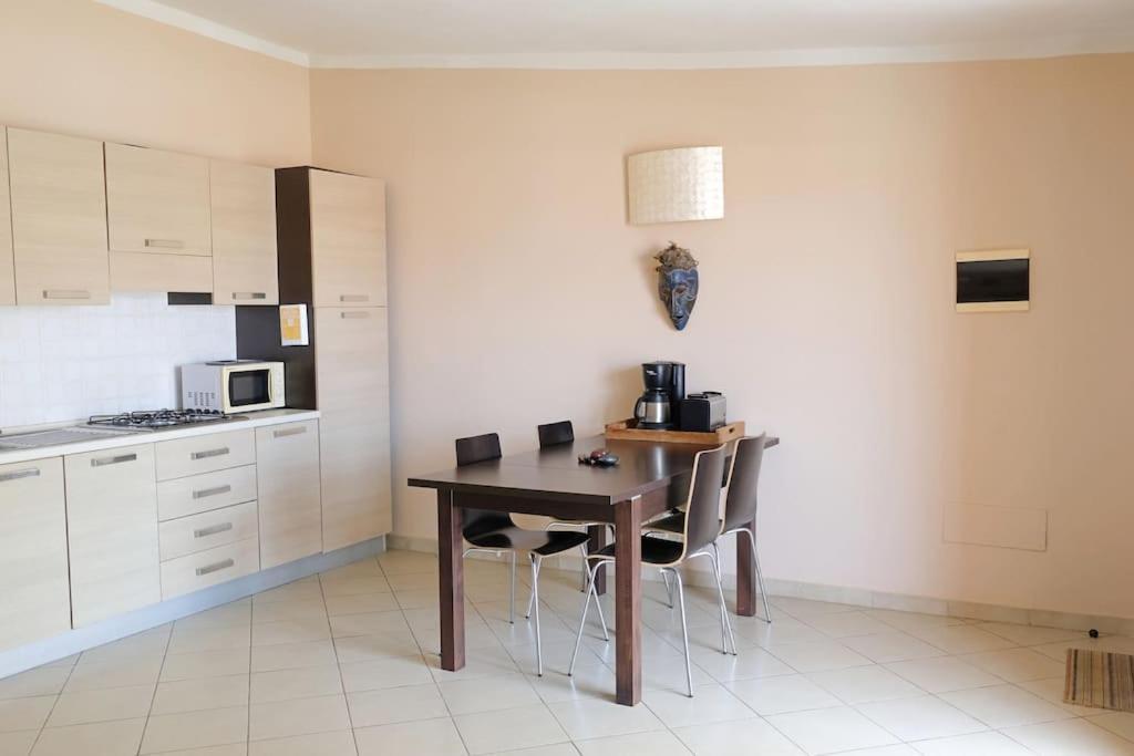Nagoia's Place Com Varanda, Piscina E Super Wi-fi Apartment *